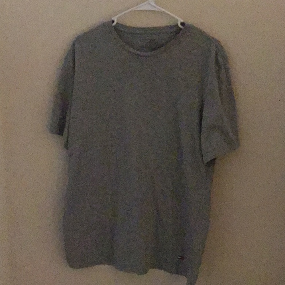 Tee shirt